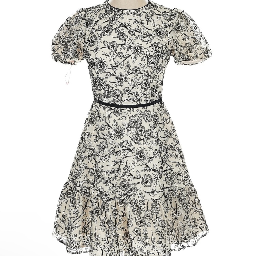 NWT. Gal meets Glam cocktail dress